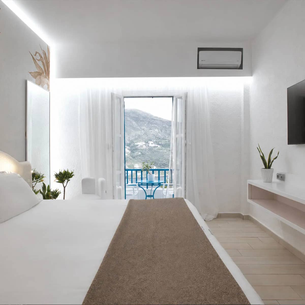 Superior Cycladic room photo 22
