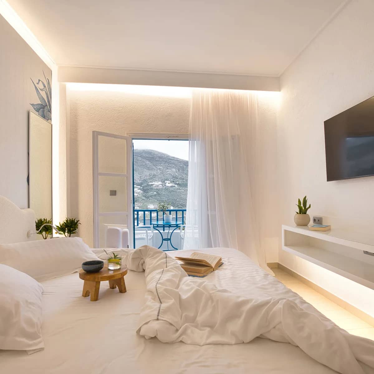 Superior Cycladic room photo 5