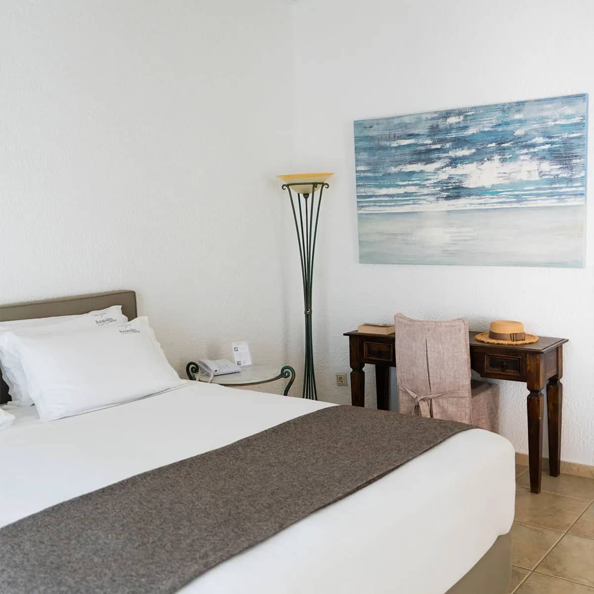 Honeymoon Suite room photo 9