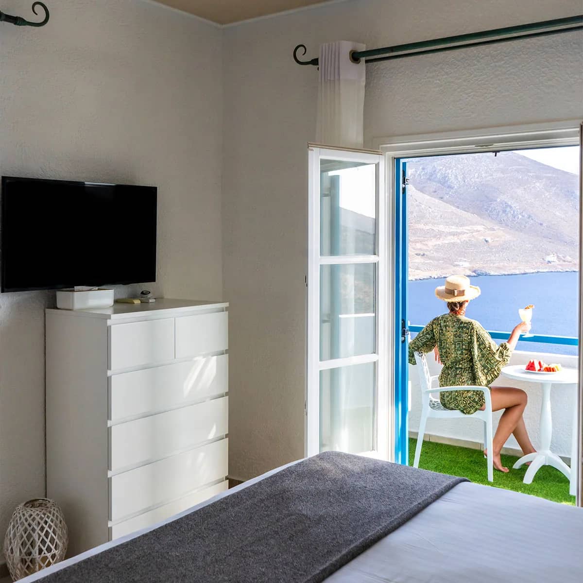 Honeymoon Suite room photo 10