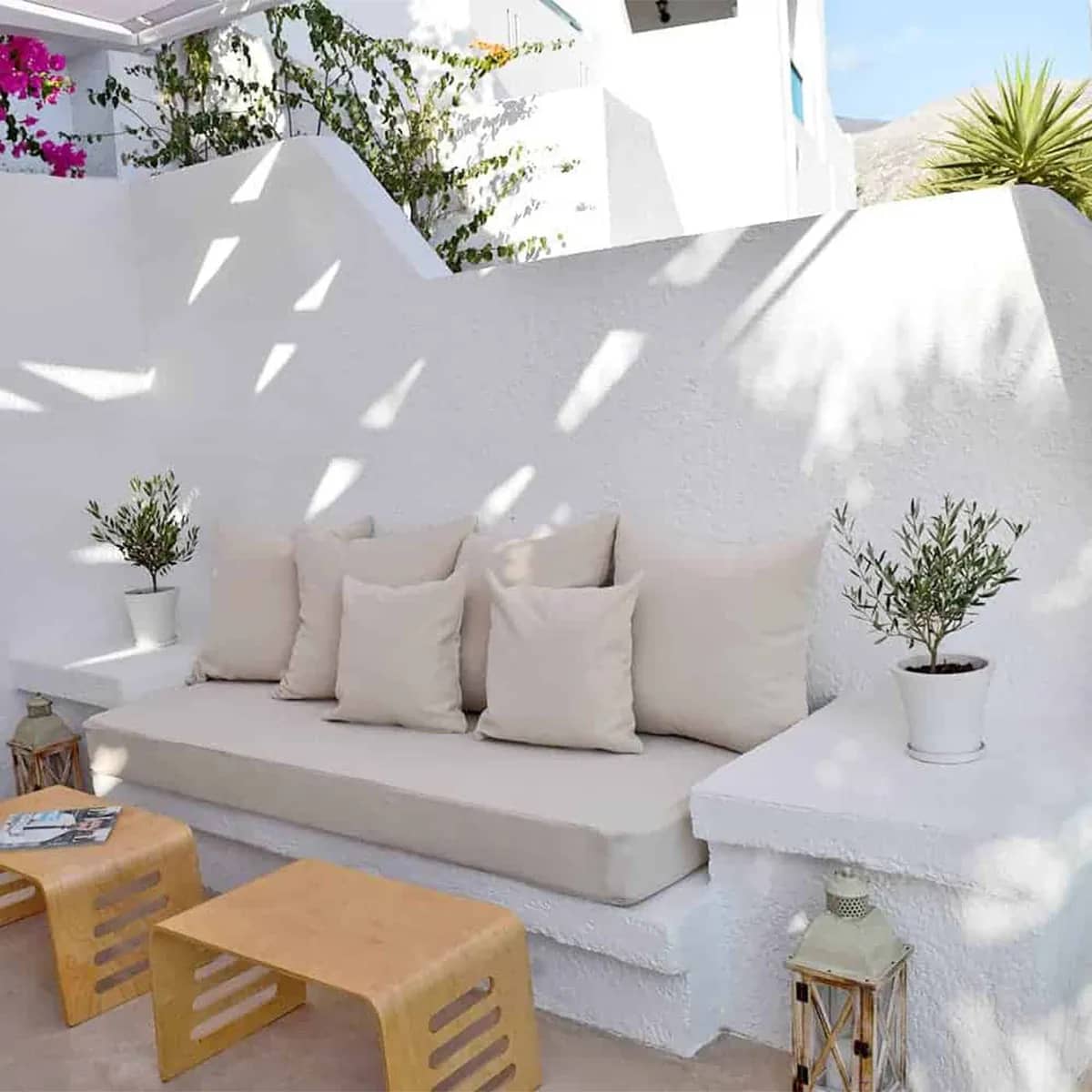 Junior Family Suite with Outdoor Jacuzzi photo 2