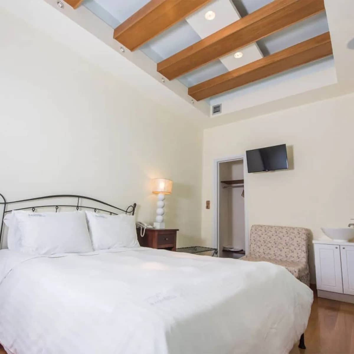 Spa Suite room photo 8