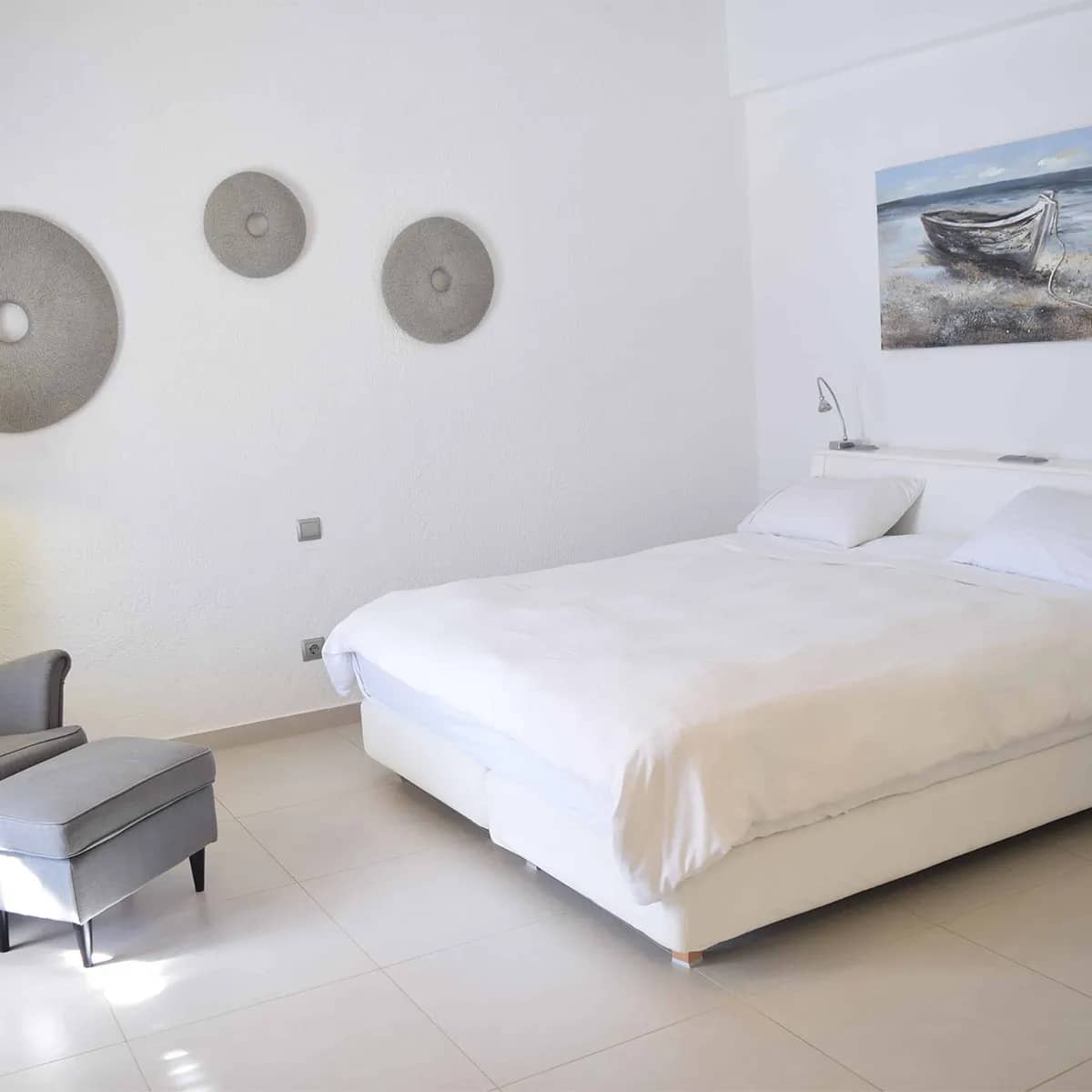 Junior Honeymoon Suite room hero view