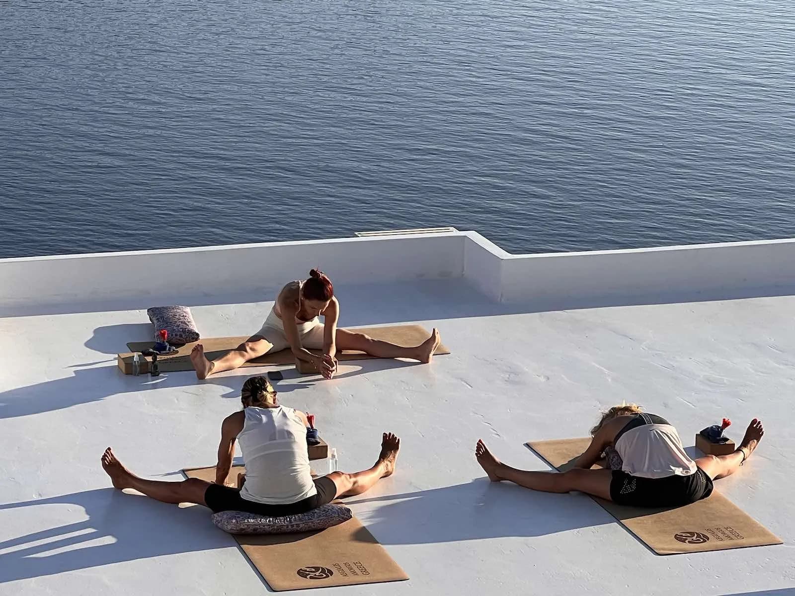 Yoga for guests at Aegialis 9