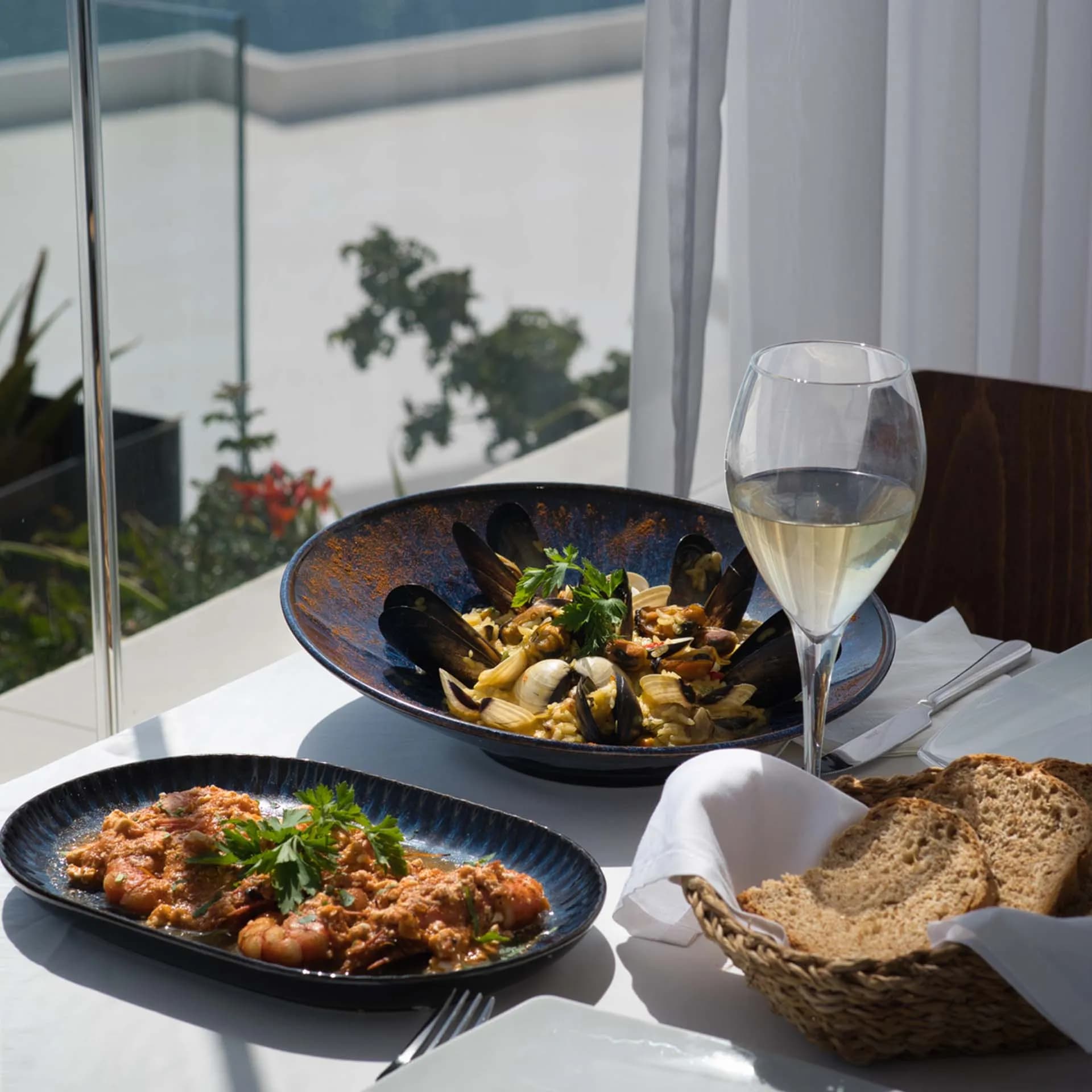 Ambrosia Gallery Restaurant, 25